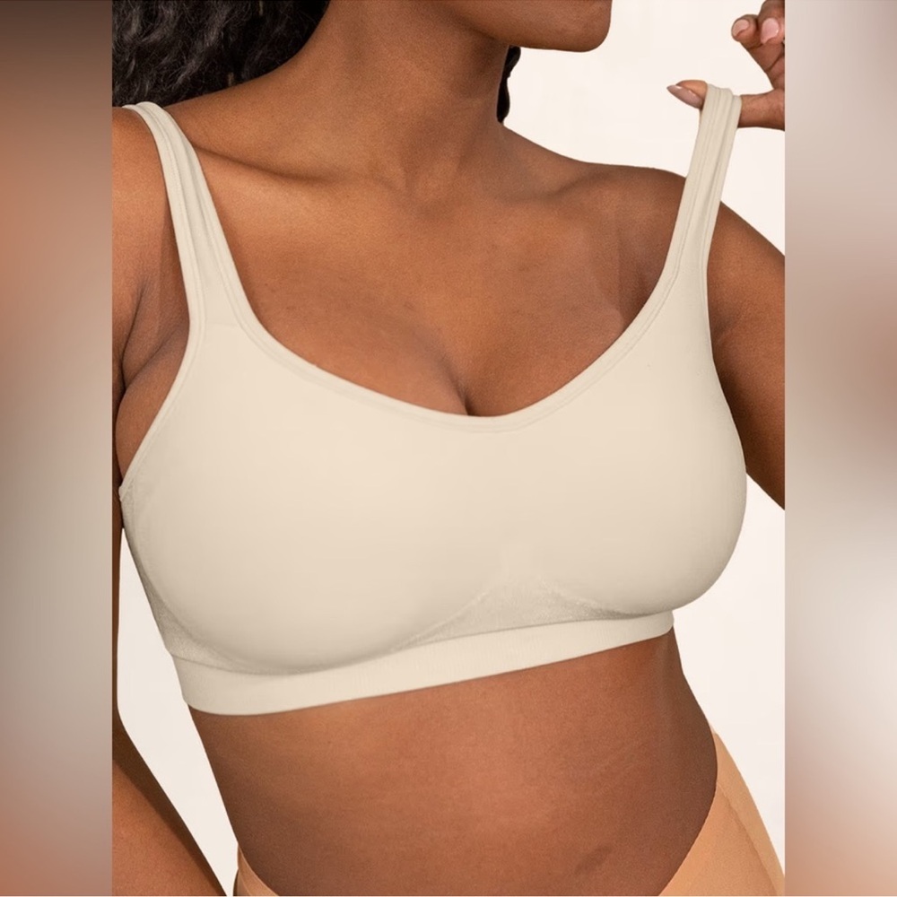TRUEKIND Daily Comfort Wireless Shaper Bra Large Chai Nude Seamless Smoothing